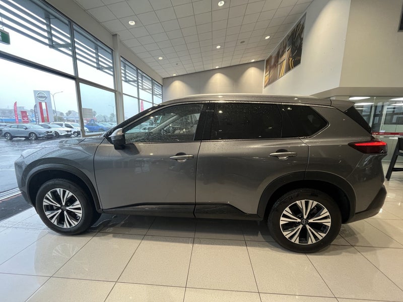 2025 Nissan X-Trail St-L 2.5P/4Wd/Cvt image 4