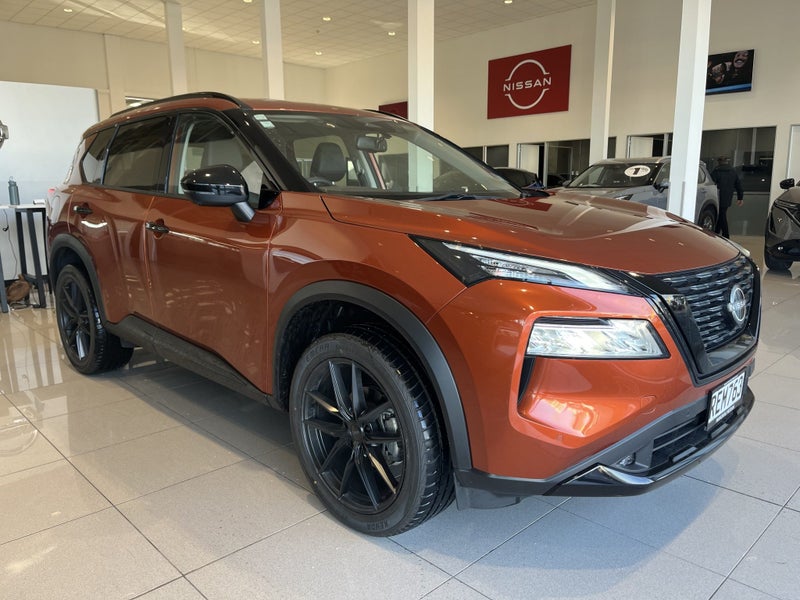 2025 Nissan X-Trail St-L 2.5P/Cvt image 1