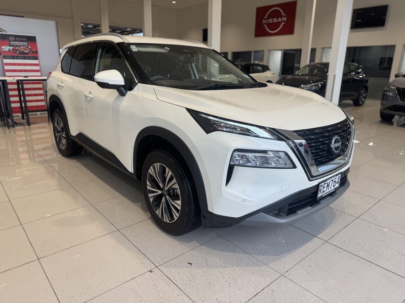 2025 Nissan X-Trail St-L 2.5P/Cvt image 1