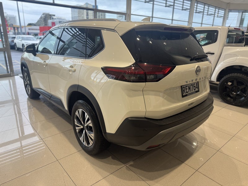 2025 Nissan X-Trail St-L 2.5P/Cvt image 5