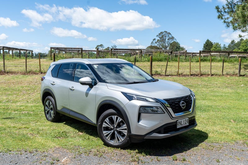 2025 Nissan X-Trail ST-L 4WD image 1