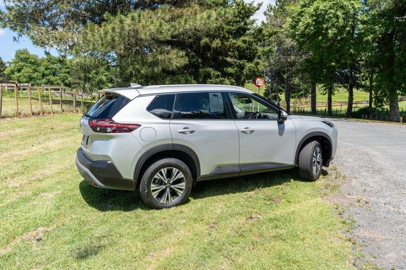 2025 Nissan X-Trail ST-L 4WD image 4