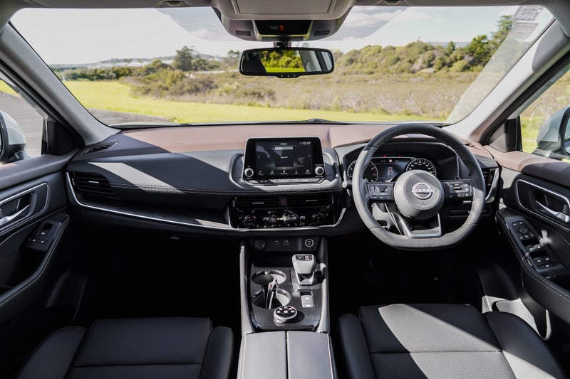 2025 Nissan X-Trail ST-L 4WD AUTO image 2