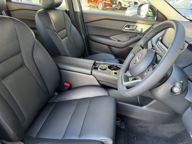 2025 Nissan X-Trail ST-L E-Power 1.5P Hybrid |... image 5