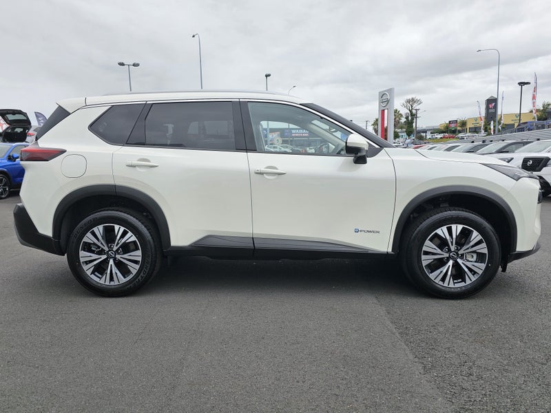 2025 Nissan X-Trail ST-L E-POWER image 5