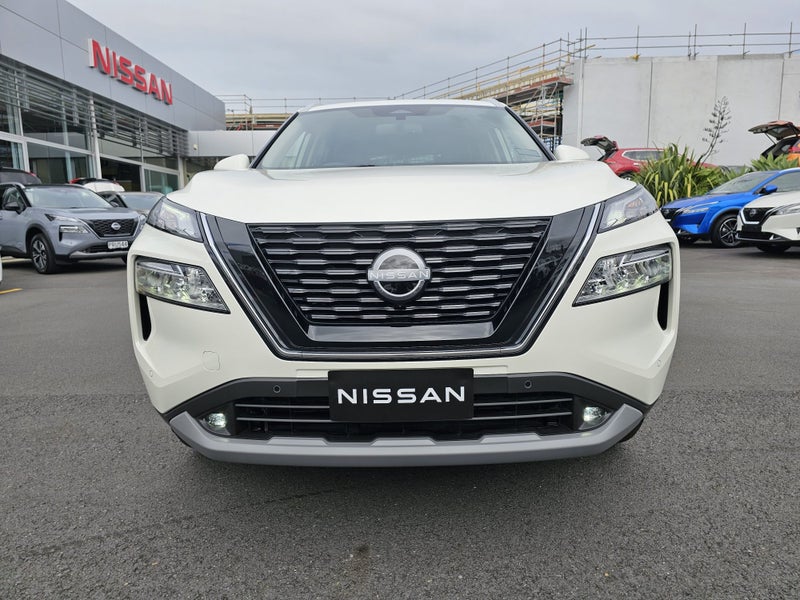 2025 Nissan X-Trail ST-L E-POWER image 2