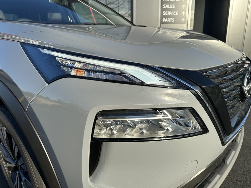 2025 Nissan X-Trail St-L E-Power - HUGE SAVINGS... image 4