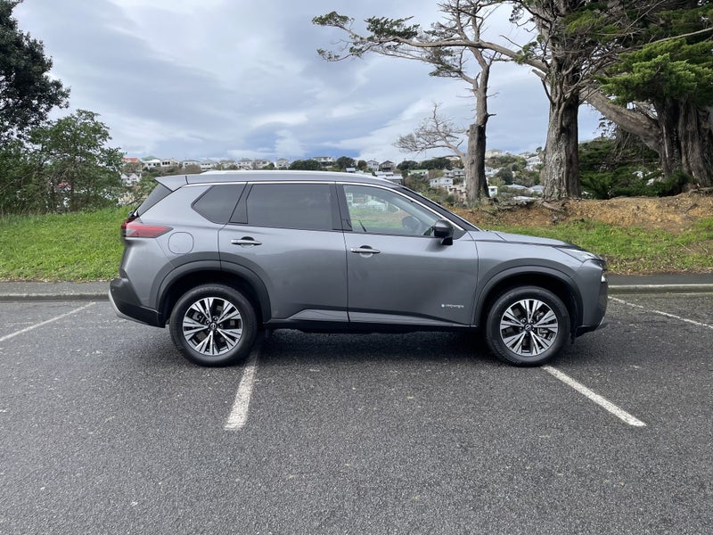 2025 Nissan X-Trail ST-L e-Power Hybrid image 3