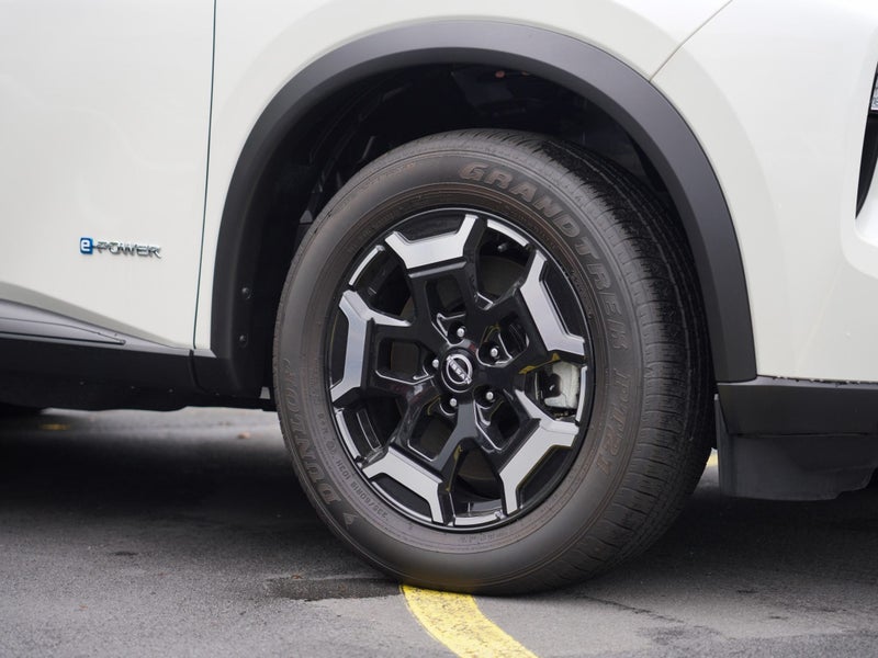 2025 Nissan X-Trail ST-L N-Trek E-Power 4WD 1.5... image 4