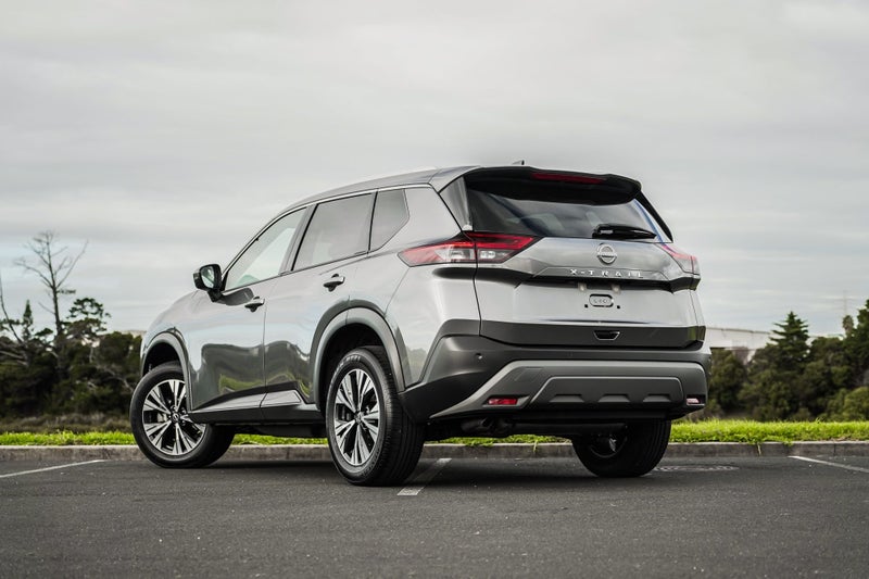 2025 Nissan X-Trail ST-L PETROL 2WD image 3