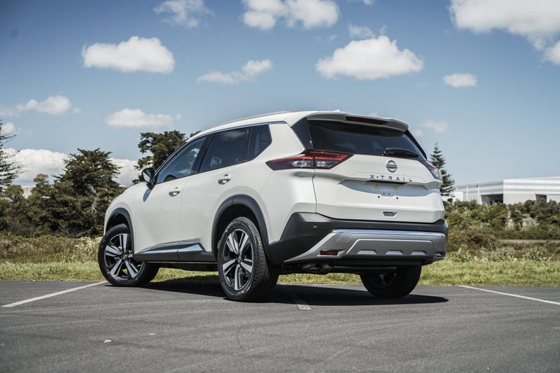 2025 Nissan X-Trail Ti-L 2.5 PETROL 4WD image 3