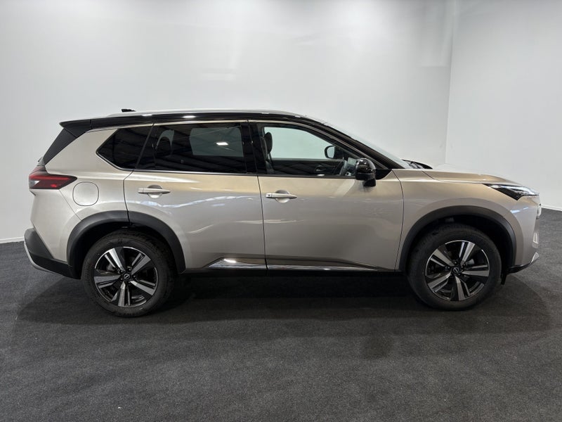 2025 Nissan X-Trail TI-L 4WD 2.5 5 seat image 2