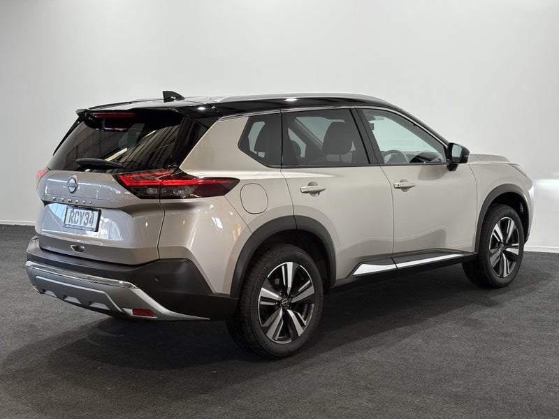 2025 Nissan X-Trail TI-L 4WD 2.5 5 seat image 3