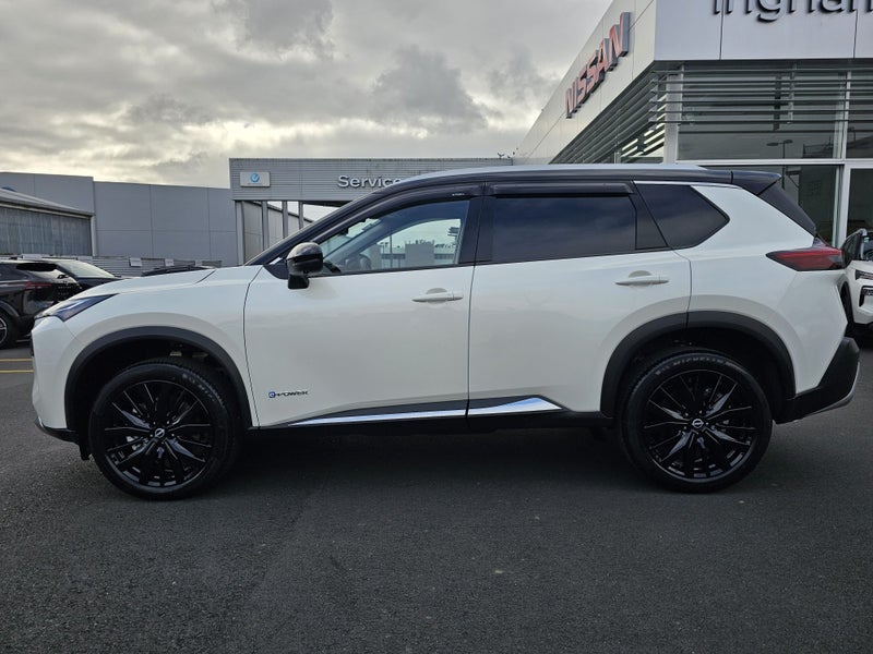 2025 Nissan X-Trail Ti-L E-POWER MIDNIGHT EDITION image 4