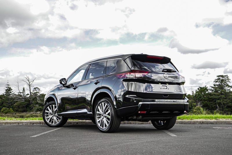 2025 Nissan X-Trail Ti-L E-Pwr 1.5Peh - 10-Year... image 2