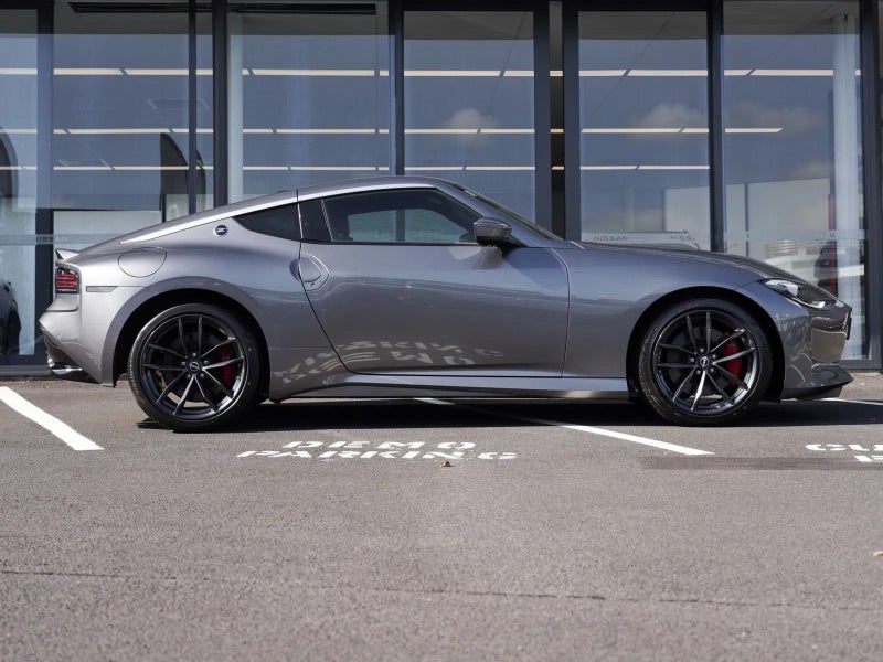 2025 Nissan Z Coupe 3.0 image 3