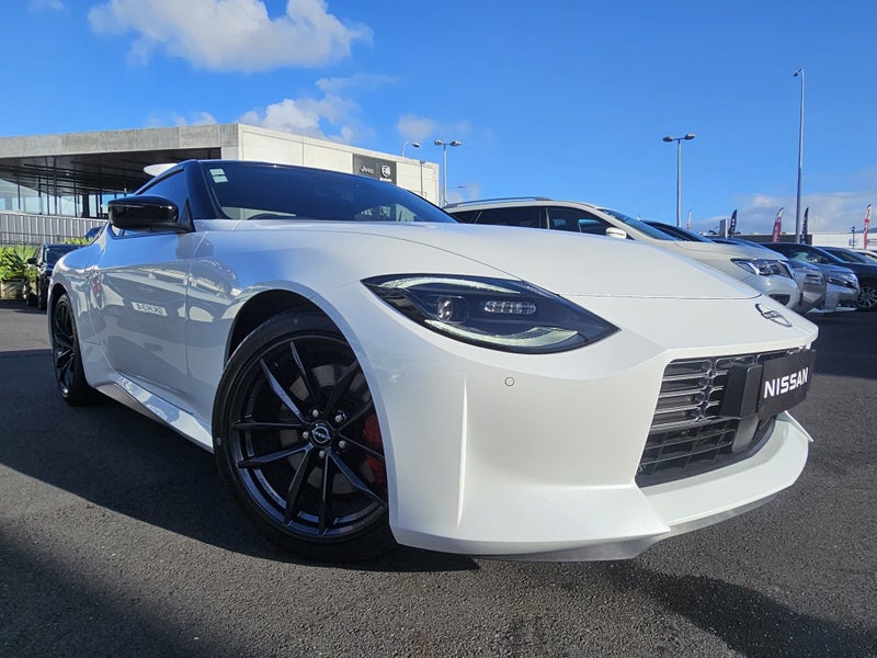 2025 Nissan Z Coupe image 5