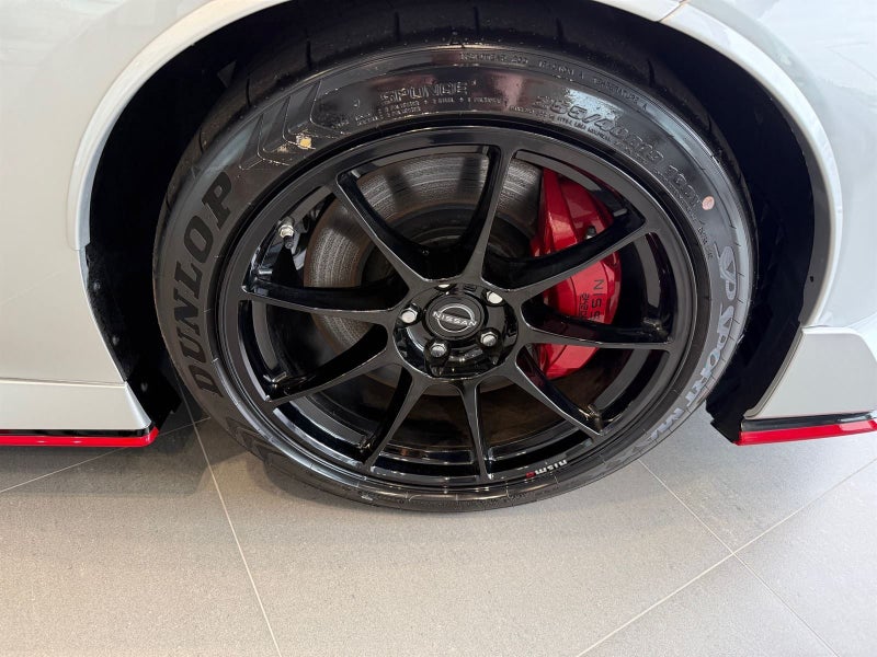 2025 Nissan Z Nismo 3.0 V6 Twin Turbo image 4