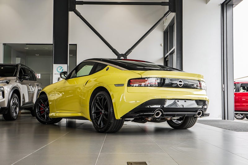 2025 Nissan Z TWIN TURBO, MANUAL, RWD & JAPANES... image 2