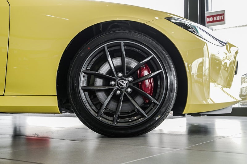 2025 Nissan Z TWIN TURBO, MANUAL, RWD & JAPANES... image 4