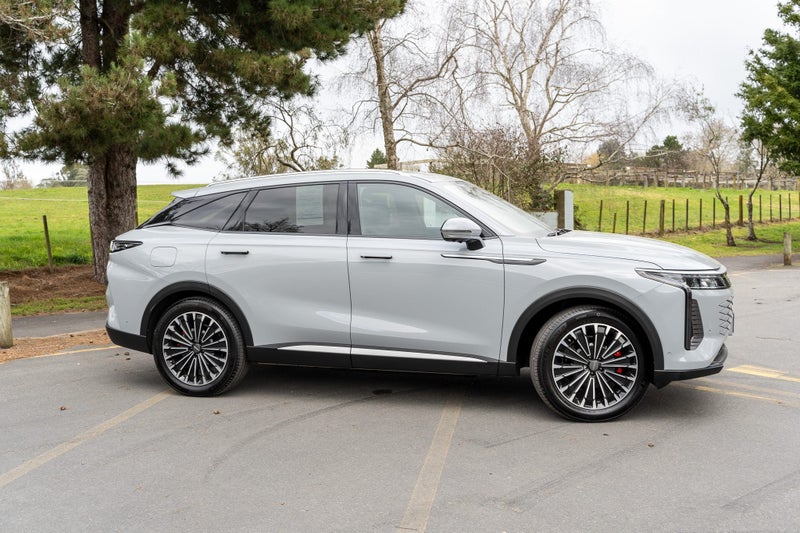2025 Omoda 9 AWD SHS image 4