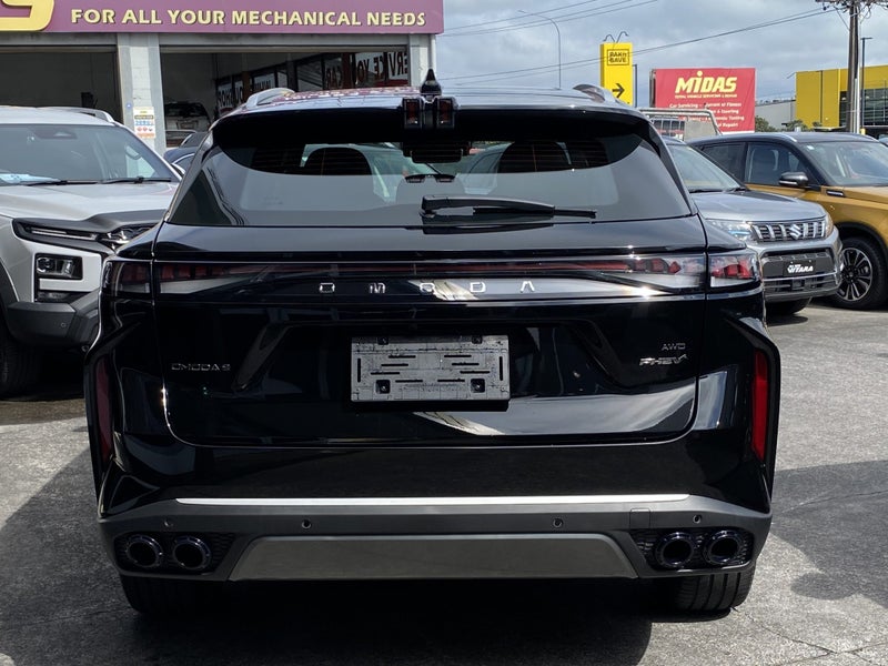 2025 Omoda 9 Phev/Awd/Hd image 3