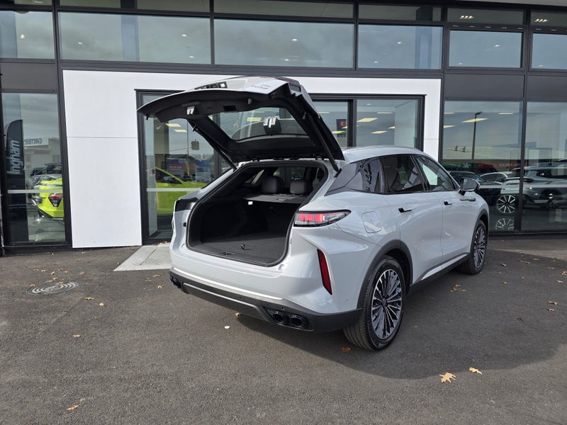 2025 Omoda 9 PHEV/AWD/HD image 5