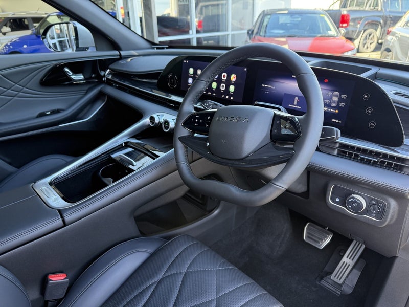 2025 Omoda 9 Phev/Awd/Hd image 4