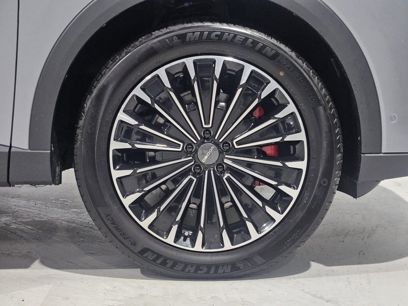 2025 Omoda 9 Phev/Awd/Hd image 5