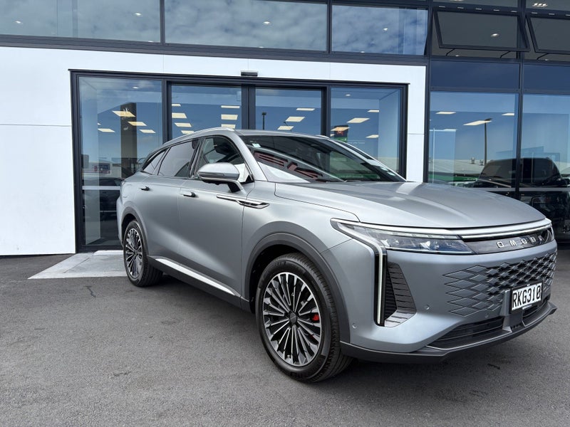 2025 Omoda 9 PHEV/AWD/HD image 2