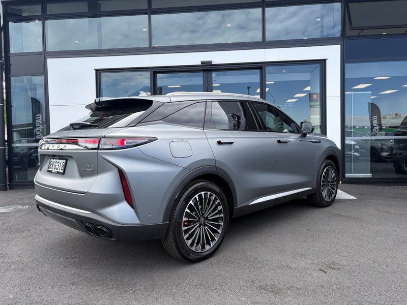 2025 Omoda 9 PHEV/AWD/HD image 5