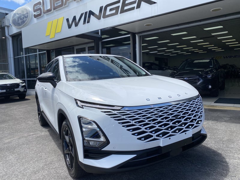 2025 Omoda C5 1.5T BX 2WD image 2