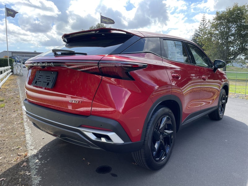 2025 Omoda C5 1.5T EX 2WD image 4