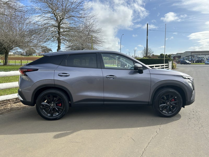 2025 Omoda C5 1.5T EX FWD image 3