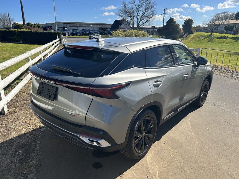 2025 Omoda C5 1.5T EX FWD image 4