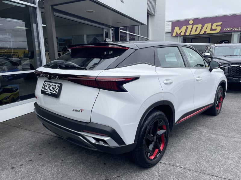 2025 Omoda C5 1.6T GT AWD image 4