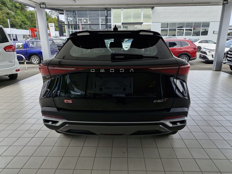 2025 Omoda C5 BX 1.5 Petrol Turbo 7 Year/Unlimi... image 3