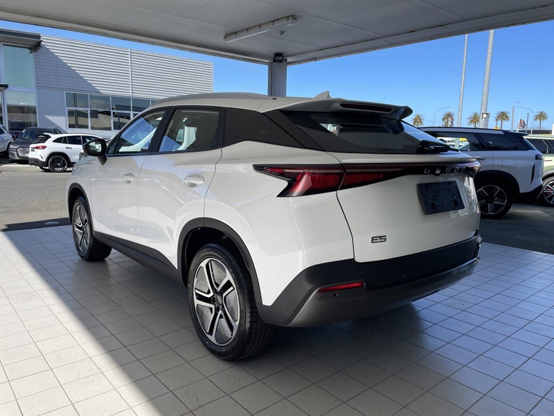 2025 Omoda E5 BX 155Kwh/Ev/9At image 5
