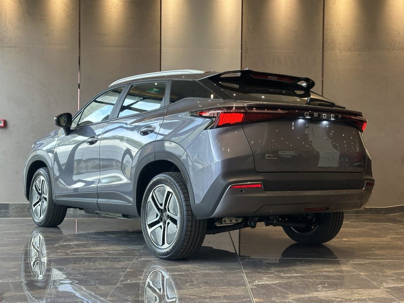 2025 Omoda E5 BX 61kWh image 4