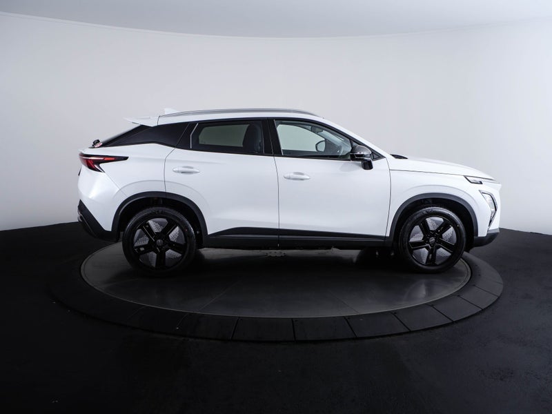 2025 Omoda E5 EX 58.9kWh image 2