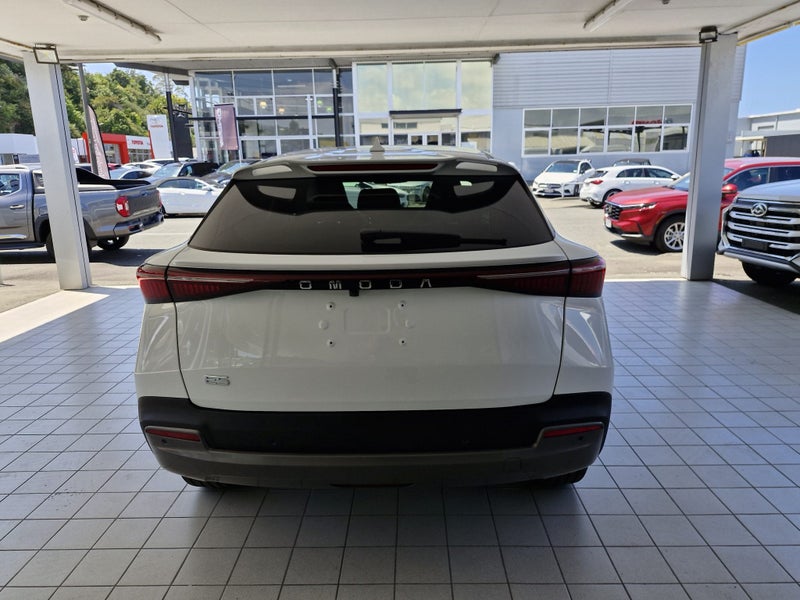 2025 Omoda E5 EX EV 7 year/Unlimited Km Vehicle... image 3