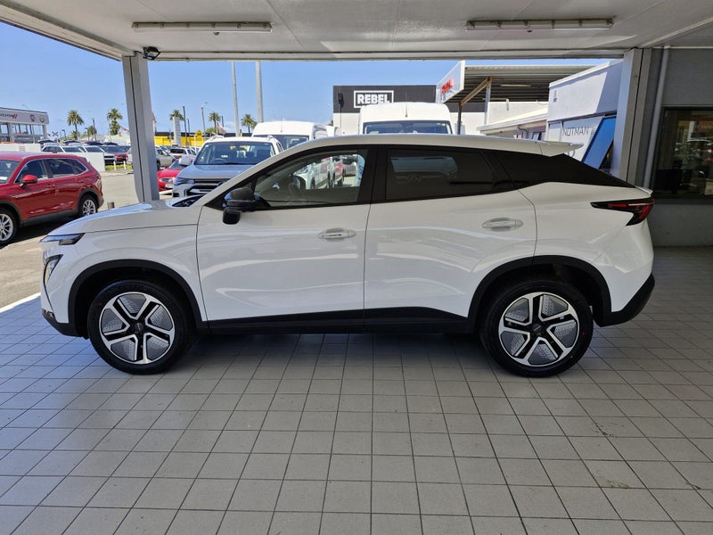 2025 Omoda E5 EX EV 7 year/Unlimited Km Vehicle... image 4