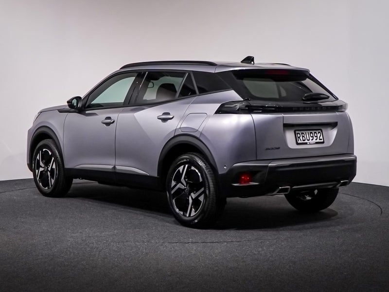 2025 Peugeot 2008 Allure SUV 1.2 EAT8 image 5