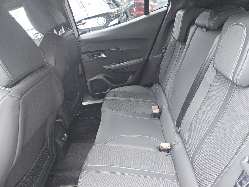 2025 Peugeot 2008 GT 1.2PMHT/6AM image 4