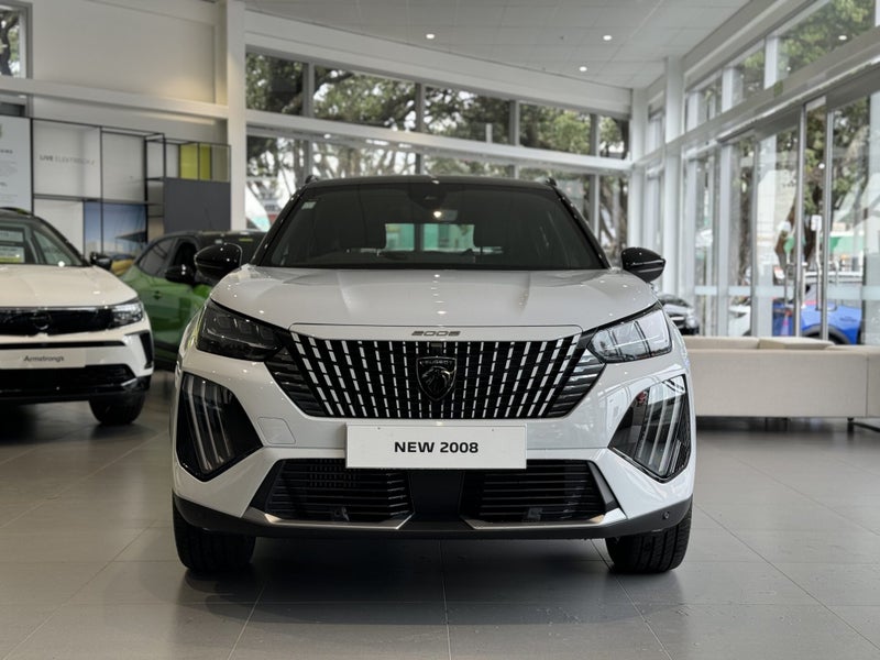 2025 Peugeot 2008 GT 1.2PT image 5