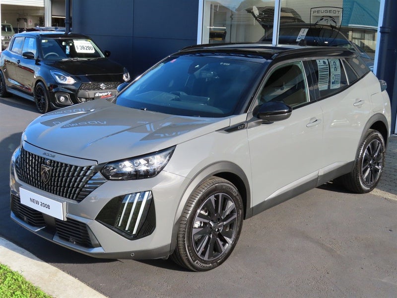 2025 Peugeot 2008 GT HYBRID 1.2PT MHEV image 2