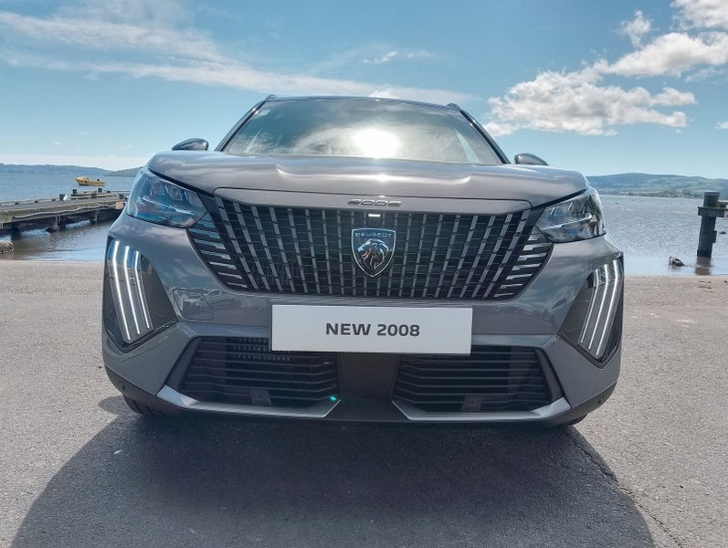 2025 Peugeot 2008 GT - HYBRID - TURBO image 2