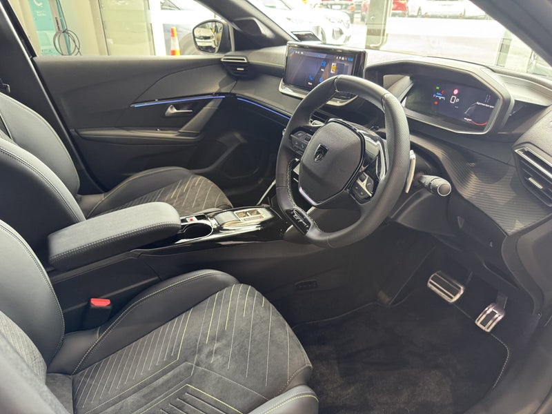 2025 Peugeot 208 Gt 1.2Pmht/6Am image 2
