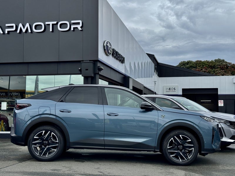 2025 Peugeot 3008 GT 1.2L Mild Hybrid image 3