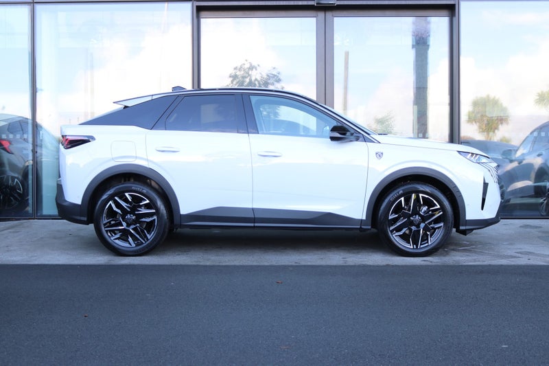 2025 Peugeot 3008 GT 1.2P Hybrid 6AT - NZ New image 3